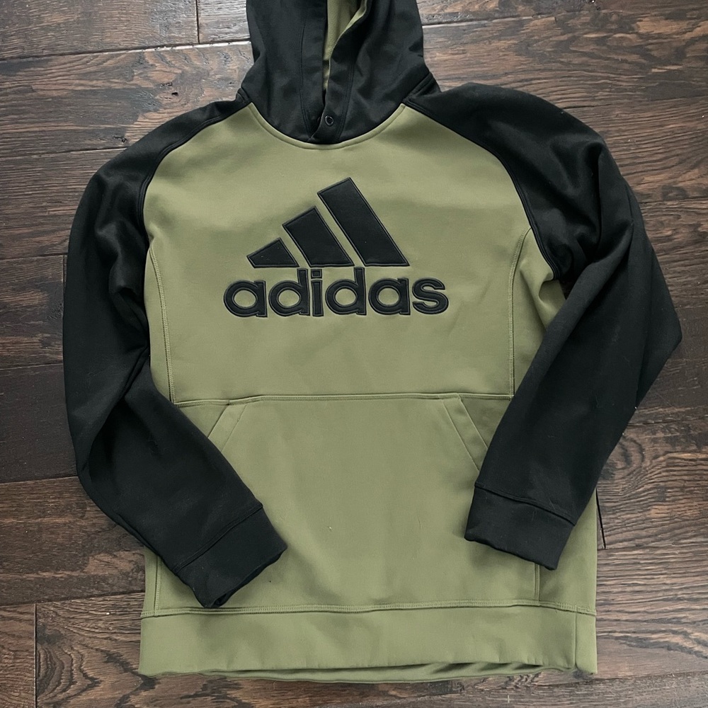 Adidas sweatshirt size m